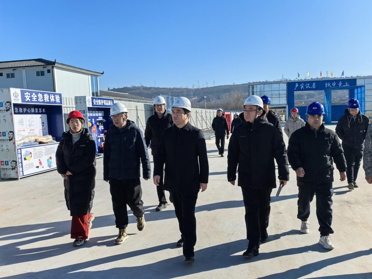 5ae8e692bfa4a54d95fae102ccb2d4b5